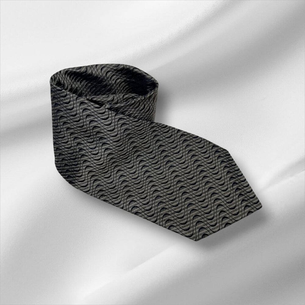 Innocenti Oro Mens Vintage Hand Tailored Silk Tie By Tom James